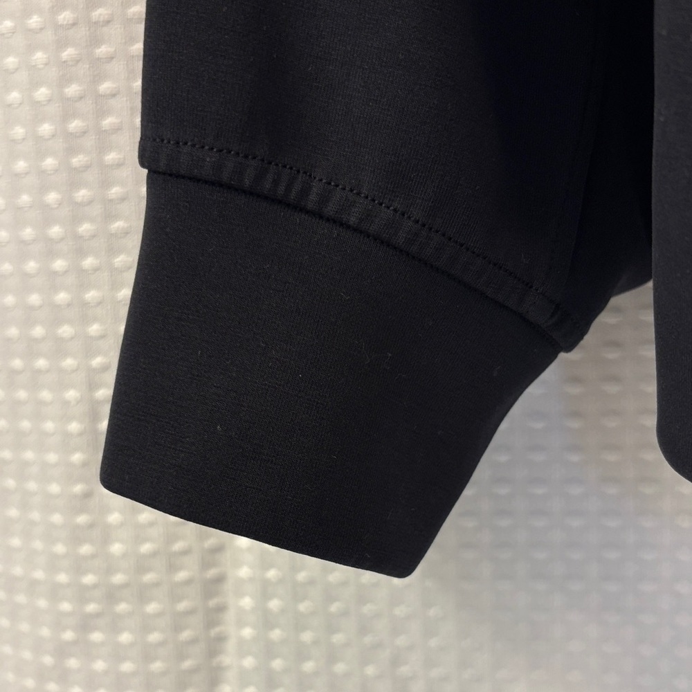 Lululemon Softstreme Drop Sleeve Wrap ~ 10 ~ Black - Picture 2 of 12
